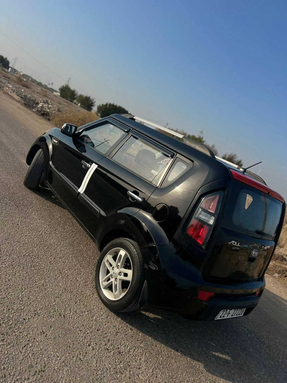 السلام عليكم
كيا سول موديل ٢٠١٢ خليجي مكفوله من الضربه والصبغ محرك ١٦٠٠ دوش كير ومحرك وحداديه وتبريد خير من الله السعر ٩٠$ وبيهه مجال 
المكان بابل محاويل
***********
