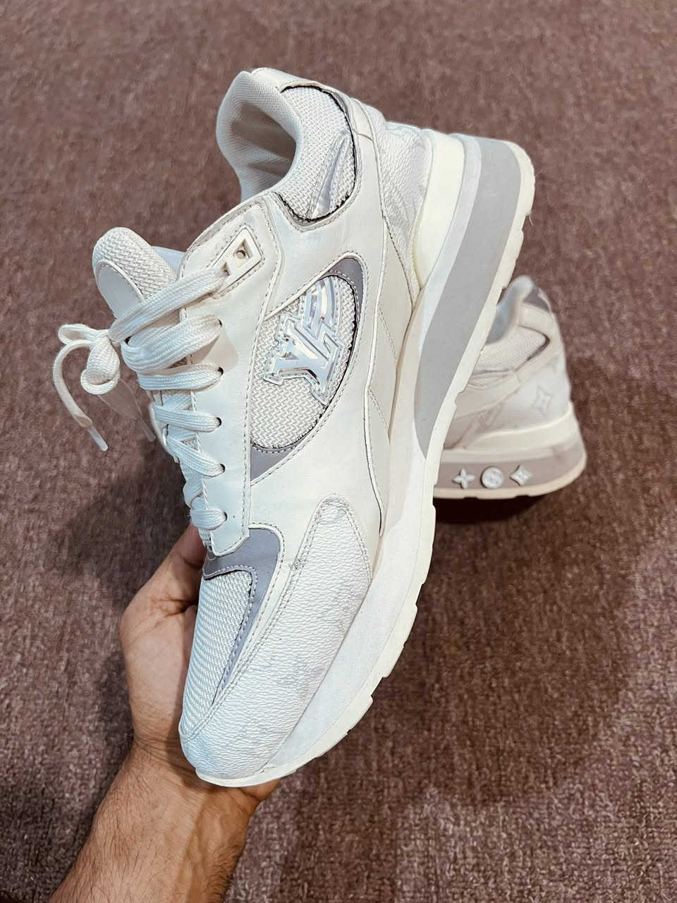 تحفه
لويفيتون 
اصلي باله 
قياس42 ونص 
نضافه1/1


**إذا كنت صاحب هذا الإعلان وتريد حذفه لأي سبب، رجاءا أرسل رسالة إلى الدعم الفني**