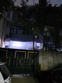 البنوك الضباط • ١٥٠م • ٤ غرف نوم