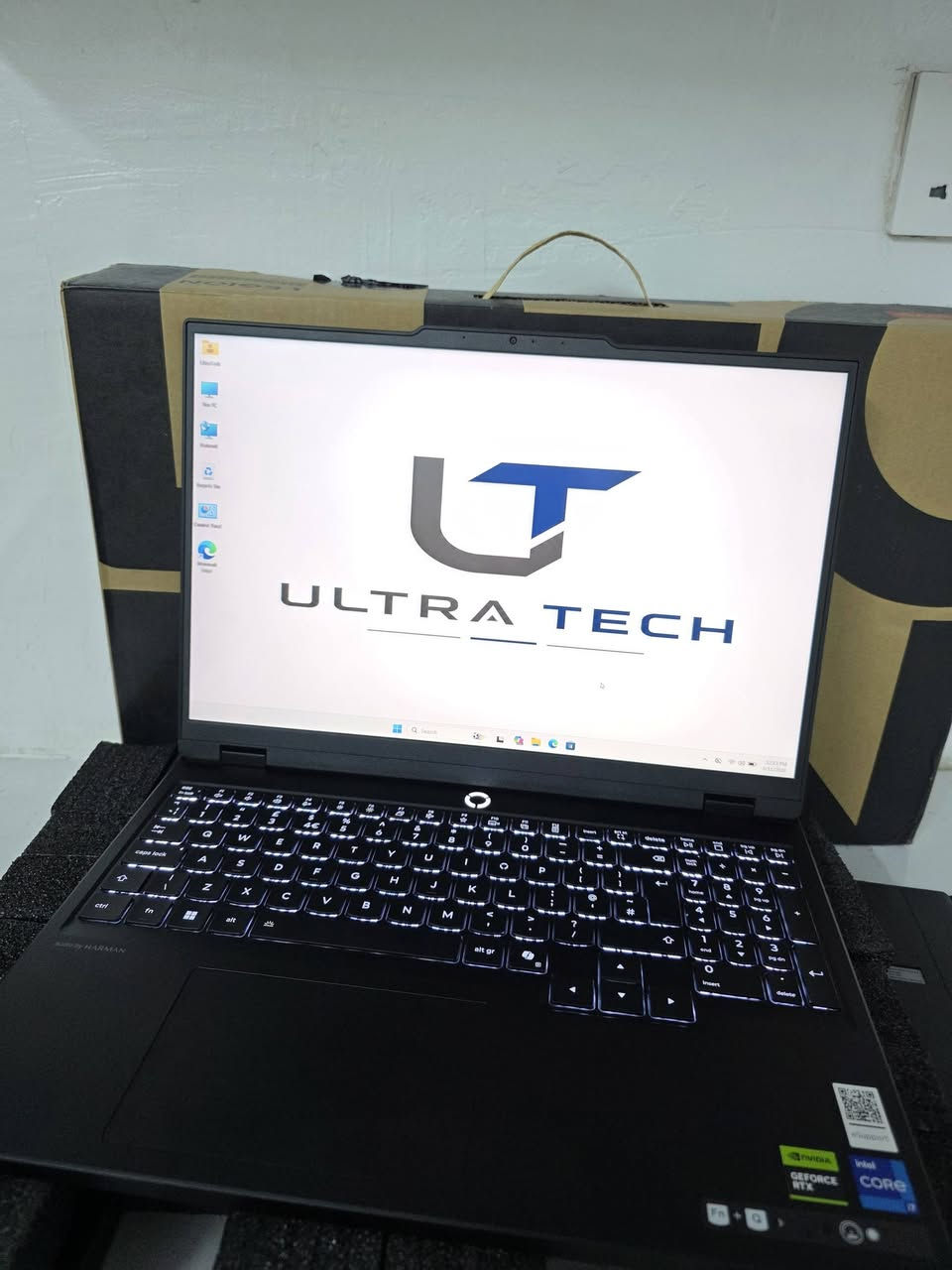 Lenovo Legion ( Open Box )
core i7-13650HX
Ram 24GB DDR5
Hard 1TB SSD
Screen 15.6 Inch
WQXGA IPS 165Htz
RTX 5060-8GB

تەنها لە کارتۆن دەرهاتوە شتێکی زۆر بەهێزە 
هەموو مواسەفاتەکانی لە وێنەکان هەیە 
***********
