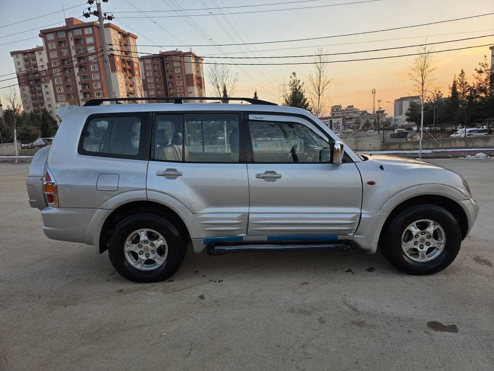 باجيرؤمؤديل 2003
***********
***********
باجيرومؤديل 2003
كيرئؤتؤماتيك ؤعادي ده بل ئه كسل كيرؤمه كينه ؤده بل ئه  كسلي مه سبؤت ته بريدساردوكه رمي مه سبؤت ده بل ئيرباك كيرؤمه كينه ي بيلاد ناؤفؤرميكاده بريدمه ركه زي ABSجام كاره با ئاؤينه كاره با3ريزكؤشن ده عديل سورعه سؤيج كؤنترؤل لايدسينؤن جؤارتايه ؤيلي تازه شاشه ئايبادكاميراكشت كاره باهيي مه سبؤت بؤياخ به شه رتي سه قفؤ حيزام بؤياخي نه بيت بئ ده عمؤبئ ليدرانه هيجي بيؤه نيه سه نه ؤيؤشينكه ؤ هه زه ؤ ره قه مي تازه يه به شه رتي ته حؤيلؤخرامه ؤ براؤه ي به شه رت (64)كه لاؤ كه ميك مؤعامه له له سليمانيم به س بؤ فرؤشتنه كؤرينه ؤه ناكه م 
*********** السليمانية, العراق
