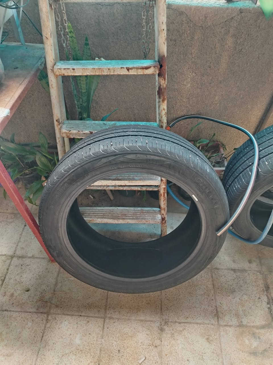 السلام عليكم زوج تايرات نضاف حجم 255/45R /20 للبيع السعر 80


**إذا كنت صاحب هذا الإعلان وتريد حذفه لأي سبب، رجاءا أرسل رسالة إلى الدعم الفني**