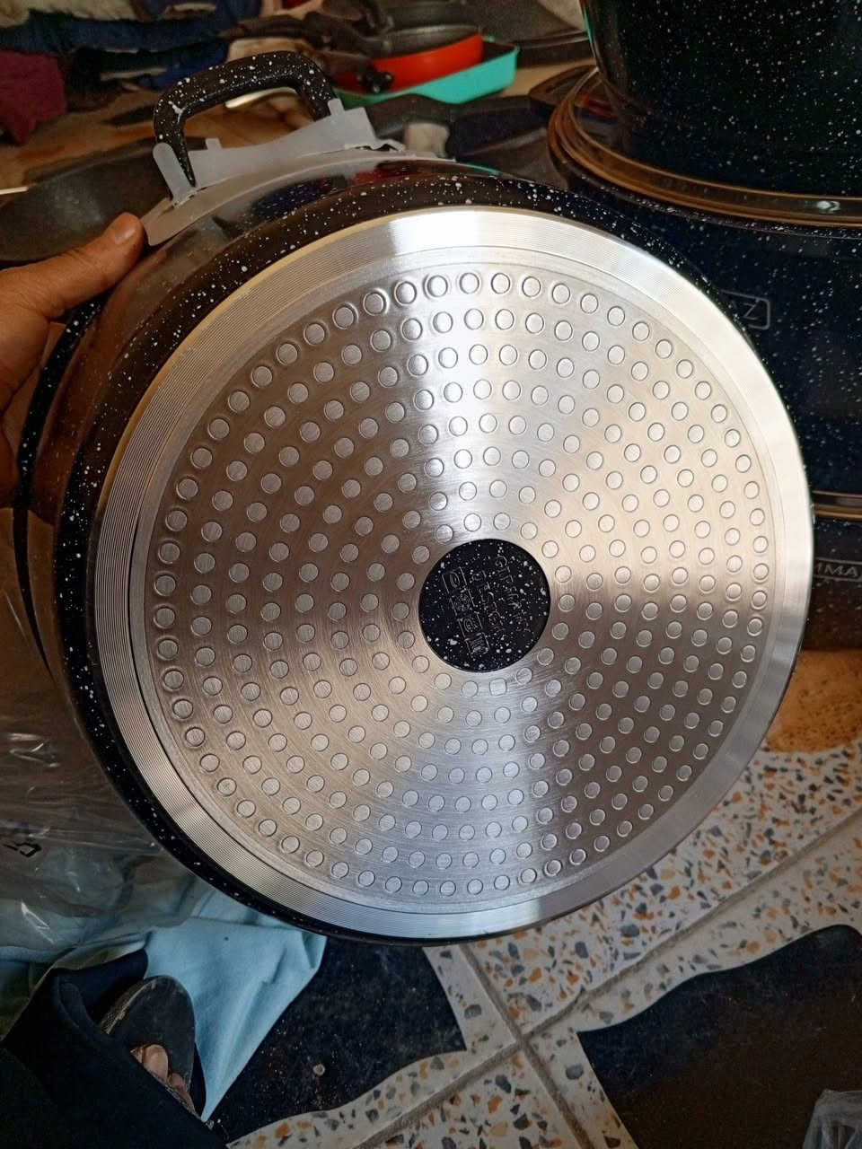 الماز قياس ال32 زيتي داخل و خارج يأخذ 3 دجاجات بس الغلك تحفة واصلي توصيل موجود


**إذا كنت صاحب هذا الإعلان وتريد حذفه لأي سبب، رجاءا أرسل رسالة إلى الدعم الفني**