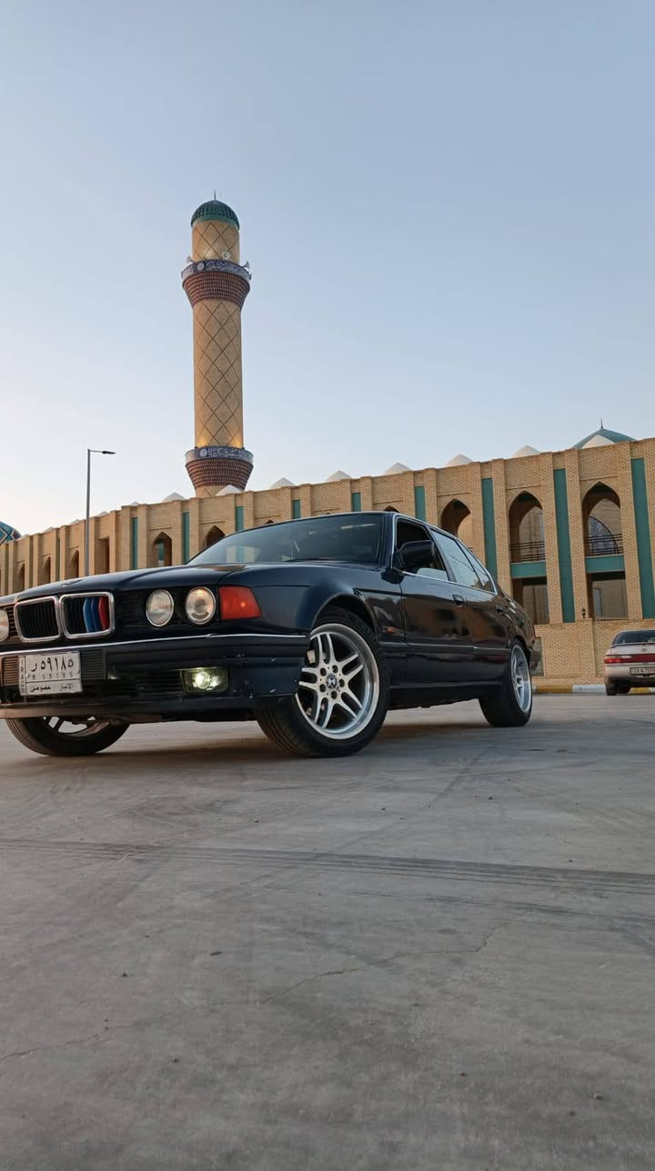 سلام عليكم
بي ئم 740 8V أصل

سياره جاهزه وتحويل

مكينه وكير كفاله 

كهربائياته كله البلاد

تجي وتشوف بعينك

مراوس عادي بس كوري 

مكان سياره واسط 

سعره 48 وبيه مجال 

ستفسار اتصل ***********
