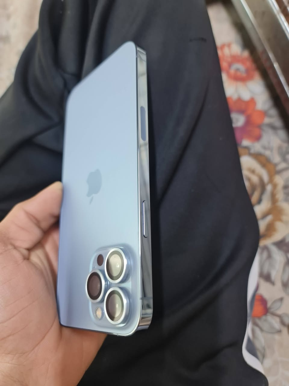 سلام عليكم ايفون 13برو ماكس نضيف  مكفول من كلشي ذاكرته 256 وبطاريه 83مابي اي صرف لجهاز مامفتوح ابد تفحص حاسبه يلا تاخذا مكاني بغداد بحي اور او البنوك لسعر700 وبي مجال موجود خاص ***********
