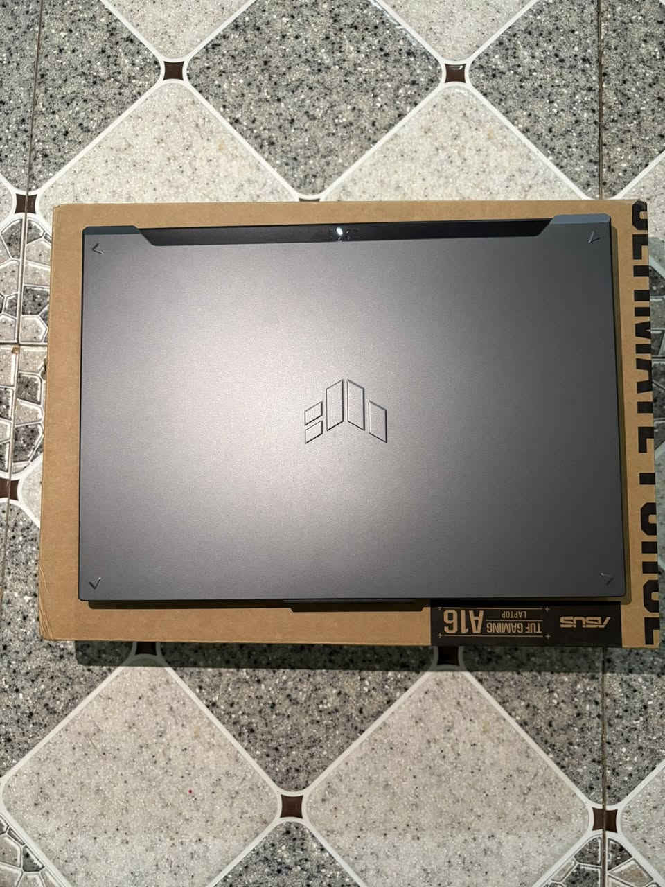 asus a16 
rtx 4050
 ram 16
hard 512 ssd
amd ryzen 7 7445hs 
نضافة 100‎%‎
استعمال شهرين فقط
سعرة مليون و100 الف
رقمي ***********
