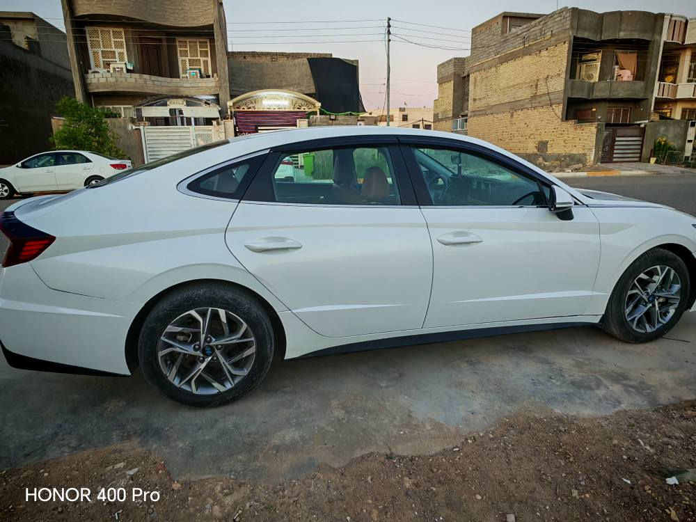 سوناتا 2020 محرك دوش 2000 خليجية بيها ضرر 5 قطع كير مكرك تبريد مكفول رقم بغداد باسمي تحويل ثاني يوم رقمي ***********&*********** بلاد رز, ديالى
