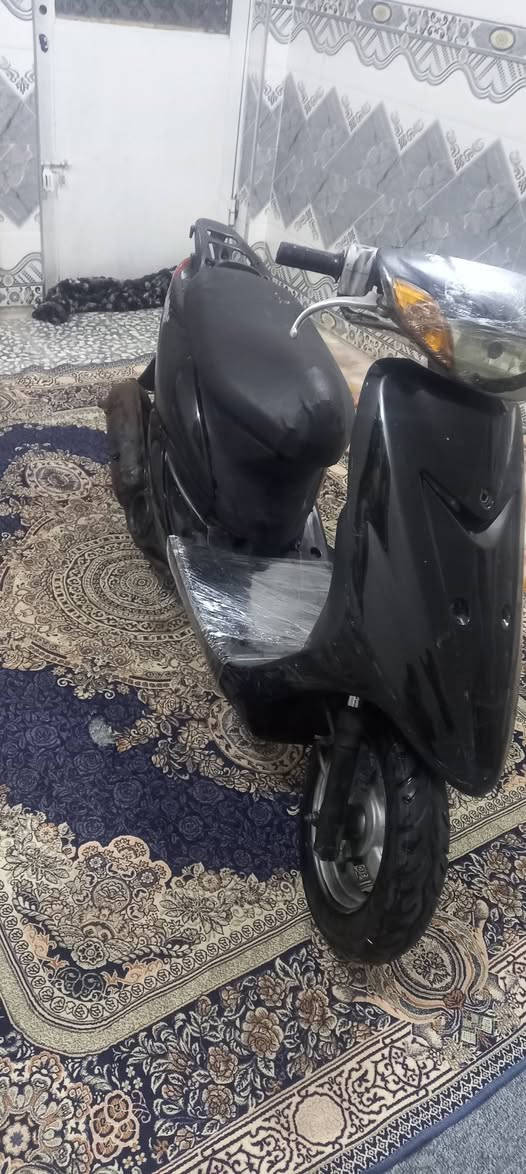 عصفوريه ٦٠ ياباني دراجه كامله سعر ٢٥٠ بغداد الشعله ***********
