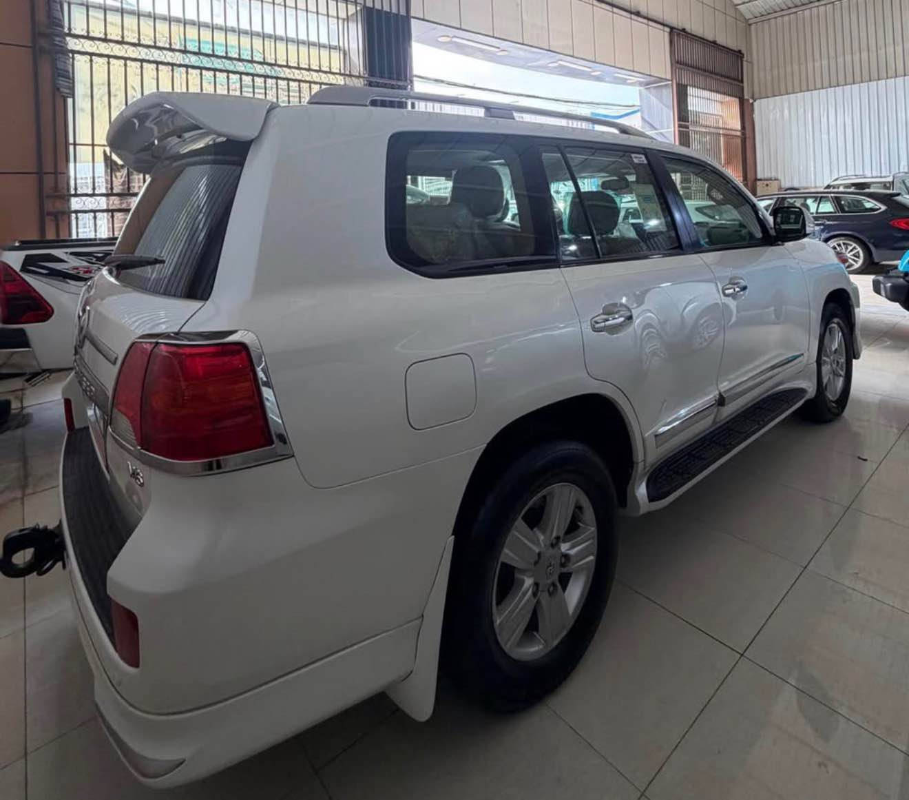 مۆدێل 2014 مواسەفات GXR V6 برێمی ئەسلییە سەیارەکە یەک جئ کارتە باقی هەموی بەشەرت گێرومەکینە بەشەرت km190000 أربيل, العراق


**إذا كنت صاحب هذا الإعلان وتريد حذفه لأي سبب، رجاءا أرسل رسالة إلى الدعم الفني**