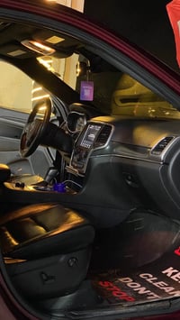 جيب كراند شيروكي 2018 وارد كندي كلين تايتل اصل السياره فول 1/1 رادار ا...