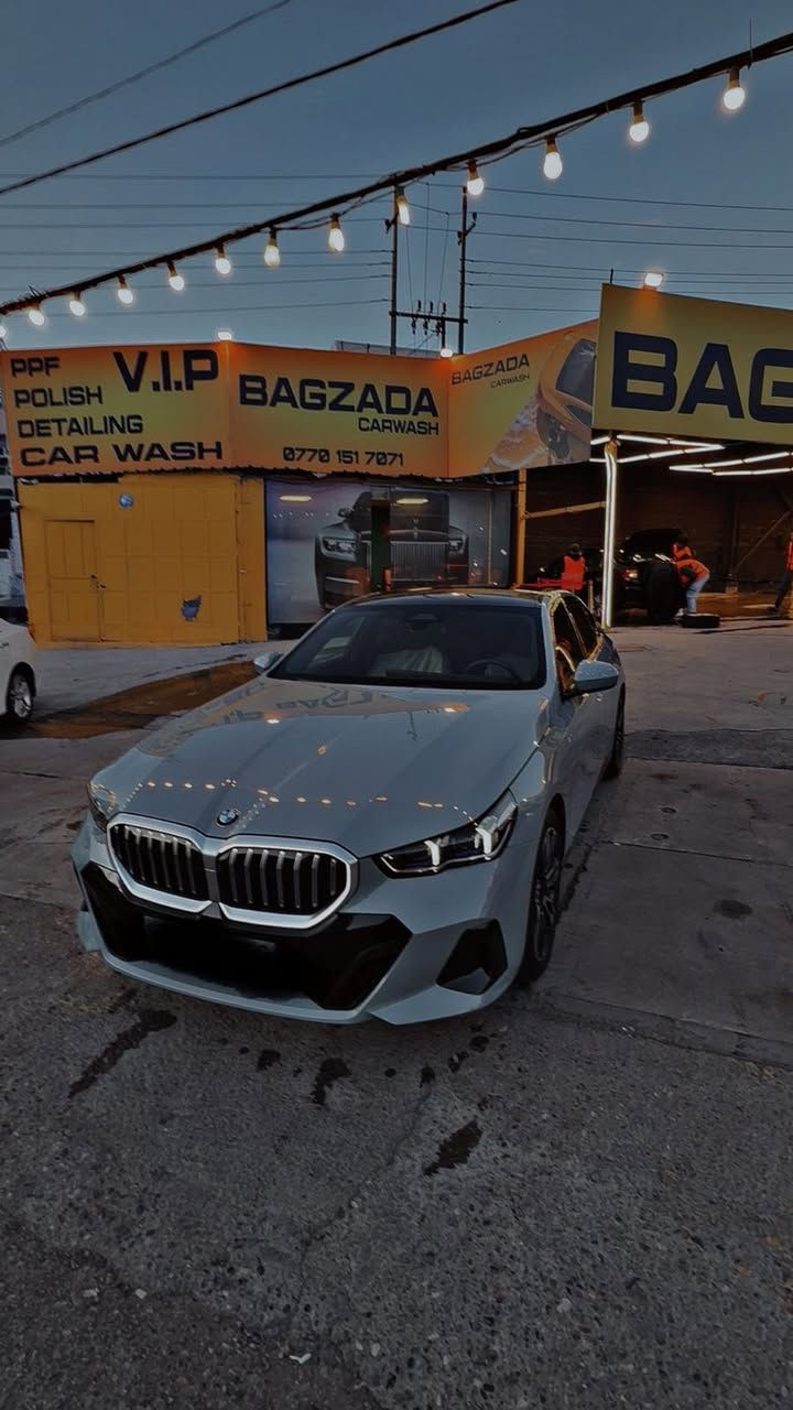 للبيع BMW520i شركه عروش فول 1/1
ماشي 14000 موديل 2025 سياره بعد مثل زيره سعره (615)$مكاني كركوك و سلمانيه 
***********
