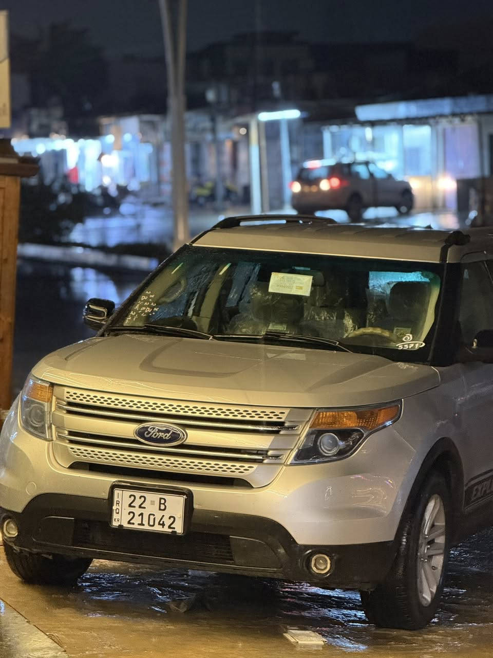 السلام عليكم
🔸 نوع السيارة : فورد اكسبلور شركة نيفيا
🔸 موديل السياره : 2013
🔸 السيارة :
السيارة كلين تايتل لا حار لا بارد لا صبغ 
بيها رصعات بسيطه لكن ما معدلهن 
السيارة كلش كلش نظيفه بالمقابل السيارة مجدد سنويه وهزه بشهر الواحد وباسمي السيارة 
السيارة بيها مكينه ماشاءالله خرسه صوت ماتسمع نشاط ومعدل تعجبك السياره مواصفاتها عاديه ومعروف مواصفات الفورد اخيراً وليس اخراً السيارة تعجبك تشلع عيوني ماتعجبك الله يرزقك بالي احسن منها 
🔹(135$)
*********** / محمد
