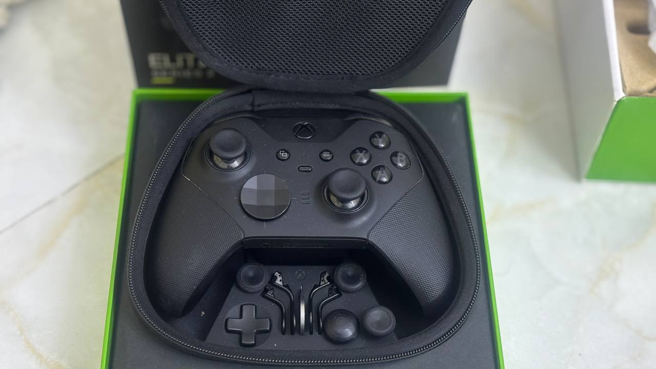 🎮 Xbox Series S للبيع
الجهاز استعمال قليل جداً، مكفول من الفتح لحد الآن وما بيه أي شخط.
الذاكرة: 512GB
الملحقات: • جوستك احترافية
• UPS
• بطارية خاصة للجوستك
الجهاز نظيف وجاهز للاستخدام.
💰 السعر: 410


**إذا كنت صاحب هذا الإعلان وتريد حذفه لأي سبب، رجاءا أرسل رسالة إلى الدعم الفني**