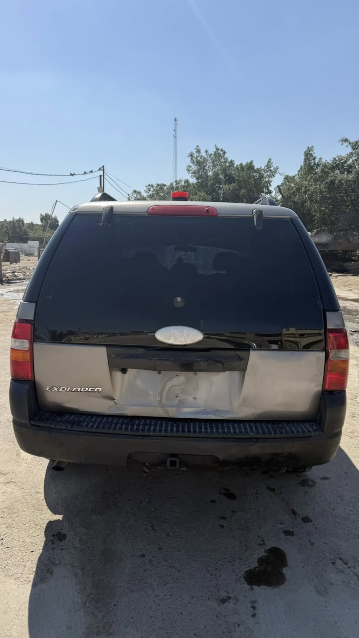 السلام عليكم
فورت اكس بلور   ادوات موديل 2005 كفالة عامة سعر 40 ورقة وبيها مجال وترهم مراوس بتاهو 2008 او جمسي 2008 مع الاتفاق عالفرق 
***********
المكان بغداد
