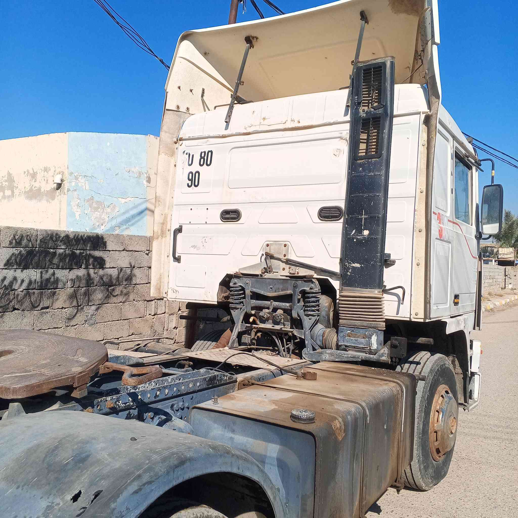 للبيع فولفو تك ٩١ مكينة جي 10 جديده كير ٧٠٠ سيارة حلوة يرادلهة ترتيب الاتصال على  ***********
