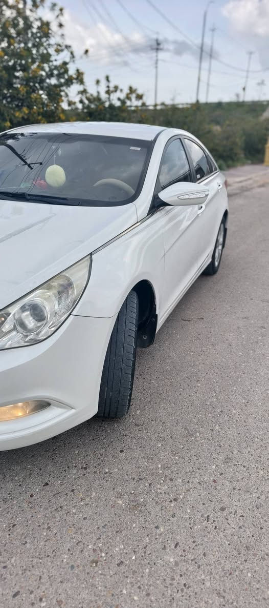 للبيع فقط .
سوناتا   مضلع خليجي
سعرها120ورقة وبيها مجال
موديل 2011خليجي 
حجم محرك 2400 المرغوب
گير محرك كفالة مبدل رواجز فقط 
تخم تاير جديدويالة اصلي
صدر امامي خلفي بشرط  تبريد تدفأه شغال
سيارة جاهزه اي نقص مابيهه ربع متصرف عليهه 
رقم مميز بأسمي 
 
كهرباياتها كلة شغال ميحتاج اوصف تجي اتشوف بعينك
سيارة بل واقع احلا من صور 
بيهه ربع الباب الخلف السكن  صبغ او بيهه مكانين بارد 
مكان سيارة صلاح الدين قضاء الضلوعيه 
للأستفسار. ***********
