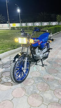 دراجه للبيع ايراني مديل 2025 مكفوله كفاله عامه اوراق كامله مكاني بغداد...