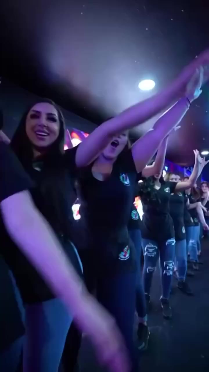 ياله هذا الحل ولا صيرون أزواج وتكضوها فصولات وجيب فلان ورد علان
واتساب
***********
