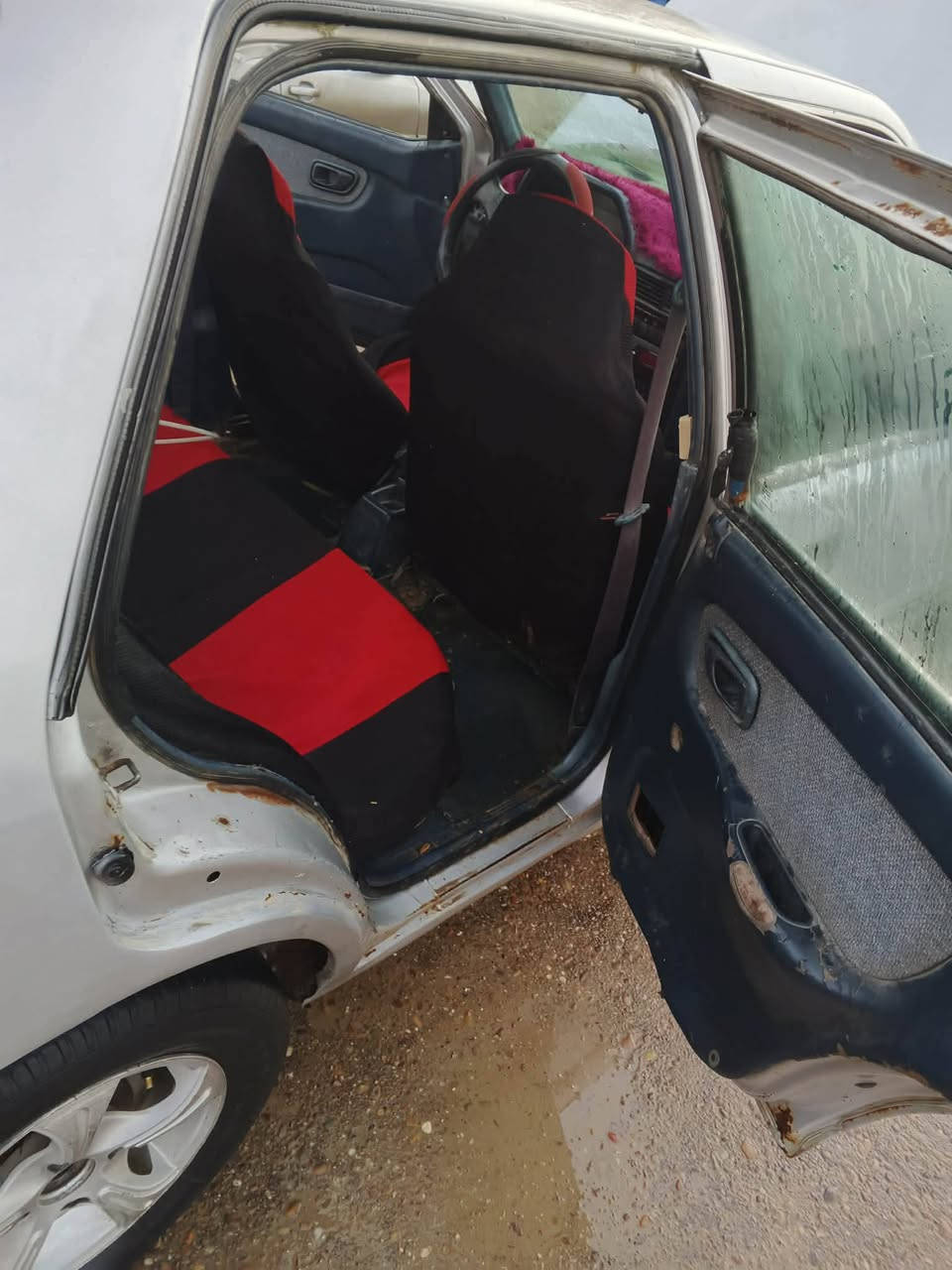 اكسله الانبار موديل 92محرك وكير مكفولات السعر 18وبيها مجال قليل اتصال، ***********
