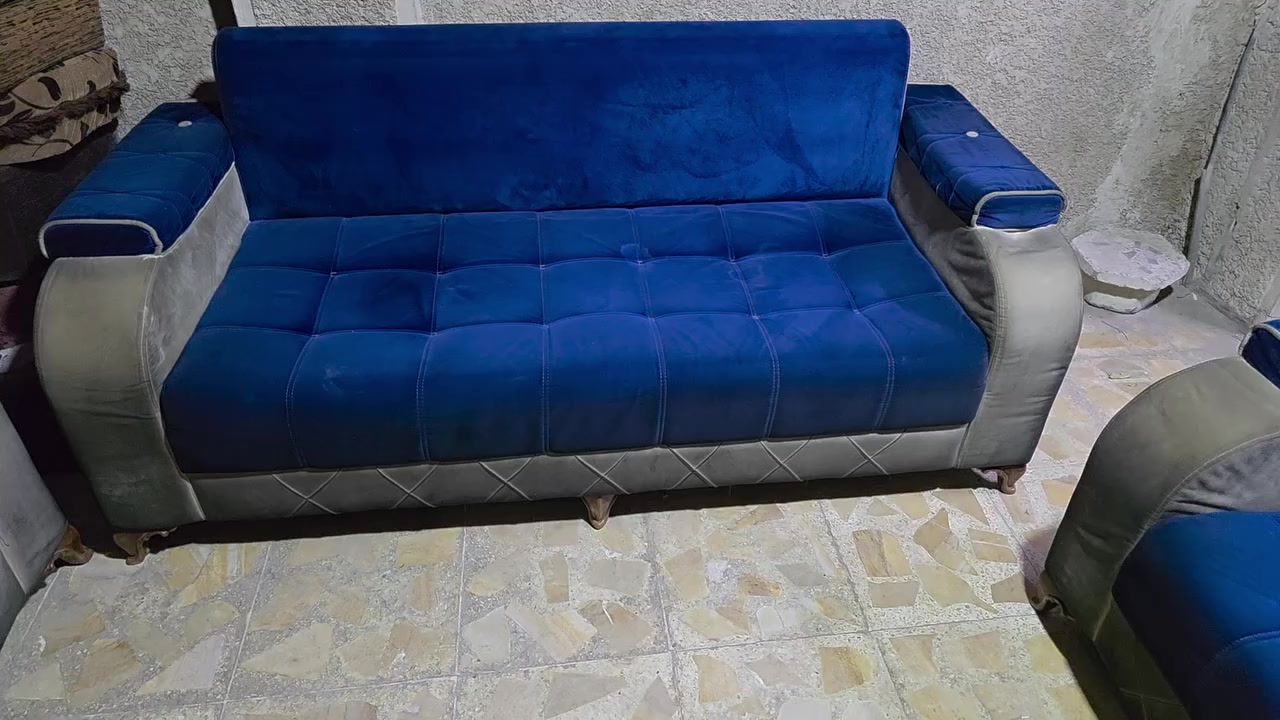 سلام عليكم تخم ١٠ نفرات للبيع ب٣٠٠ الف ما بي أي ضرر ***********
