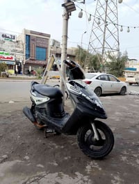 دراجه ماكس قجمه سرعة 120 دراجه نظيفه كل شي يشتغل بيها لايتات شاير دبلا...