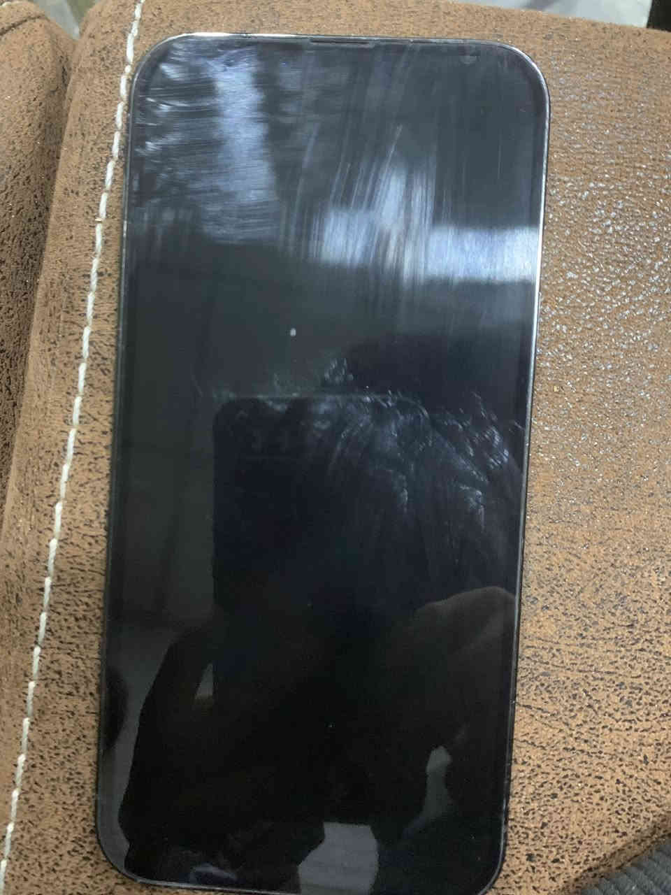 سلام عليكم 

ايفون 13 برو ماكس ذاكرة 256 

امريكي نموذج M LL/A

بطارية 92 بلاد لامصعدة ولا شي 

جهاز نظيف كلش على وضع الشركة وياه كارتونة 

ناصرية مركز 

‭0782 872 1845‬

السعر 750
