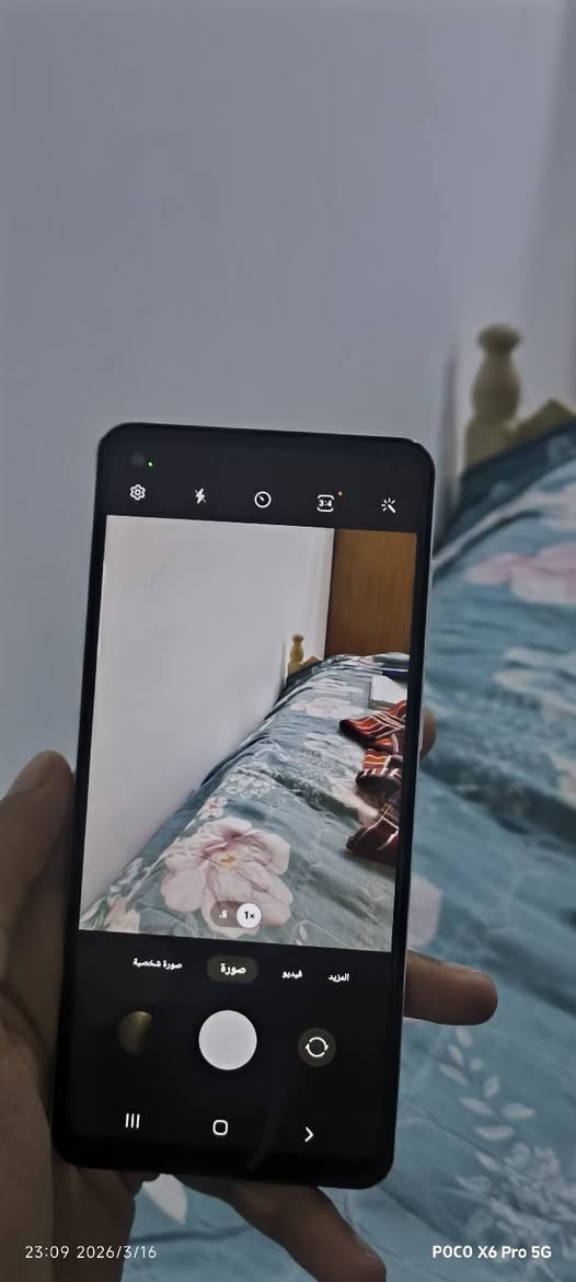 جهاز سامسونج جالكسي كلشي شغال ما بي شي بس هاي للطخه بل شاصي سعره 150قفل كلش  قفل رقمي ***********
