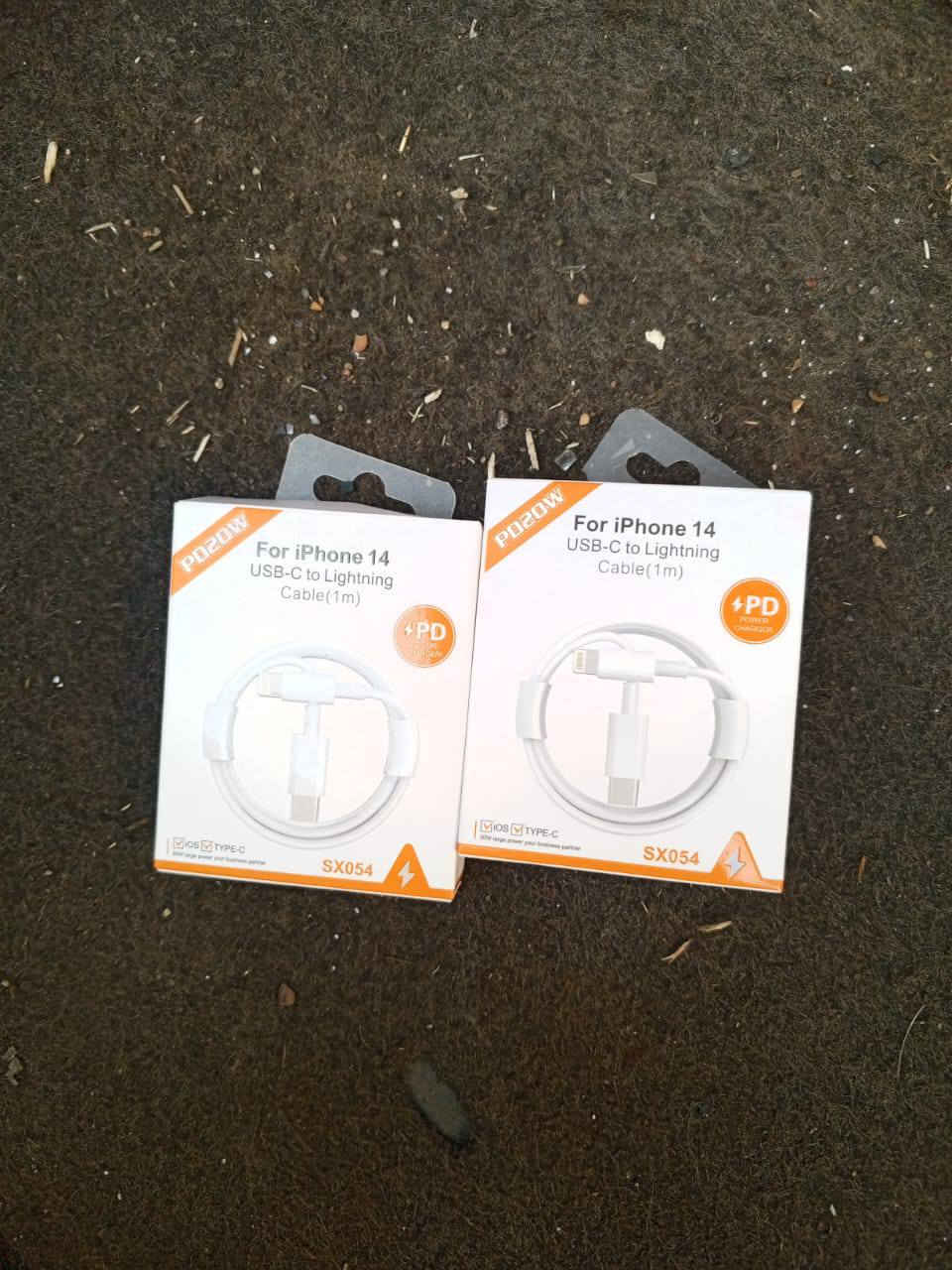 السلام عليكم ورحمه الله وبركاته شلونكم شباب وبنات اخواني الاعزاء سماعات وكيبلات وايراوكس وتايب سي سعرالقطعه5الاف ديناروسماعه رقبه10وتوصيل داخل الكره مجاني وتوصيل رصافه3الاف دينار واني خادم  الرقم***********وات ساب متواجدمكاني بغدادمنطقه الحريه
