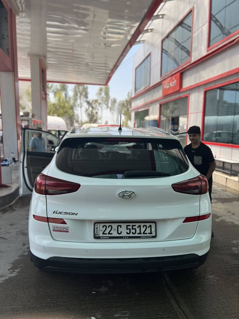 توكسن 2019 كوري
للبيع لون ابيض
ماشيه ٨٠ كم بشرط
سنوية باسمي نافذة لغاية ٢٠٢٩
السياره بشرط 
بدون حالوب 
بدون صبغ 
بدون بارد 
رقم اربيل جديد 
مكان السيارة اربيل 
للاستفسار
*********** واتس اب او الاتصال
