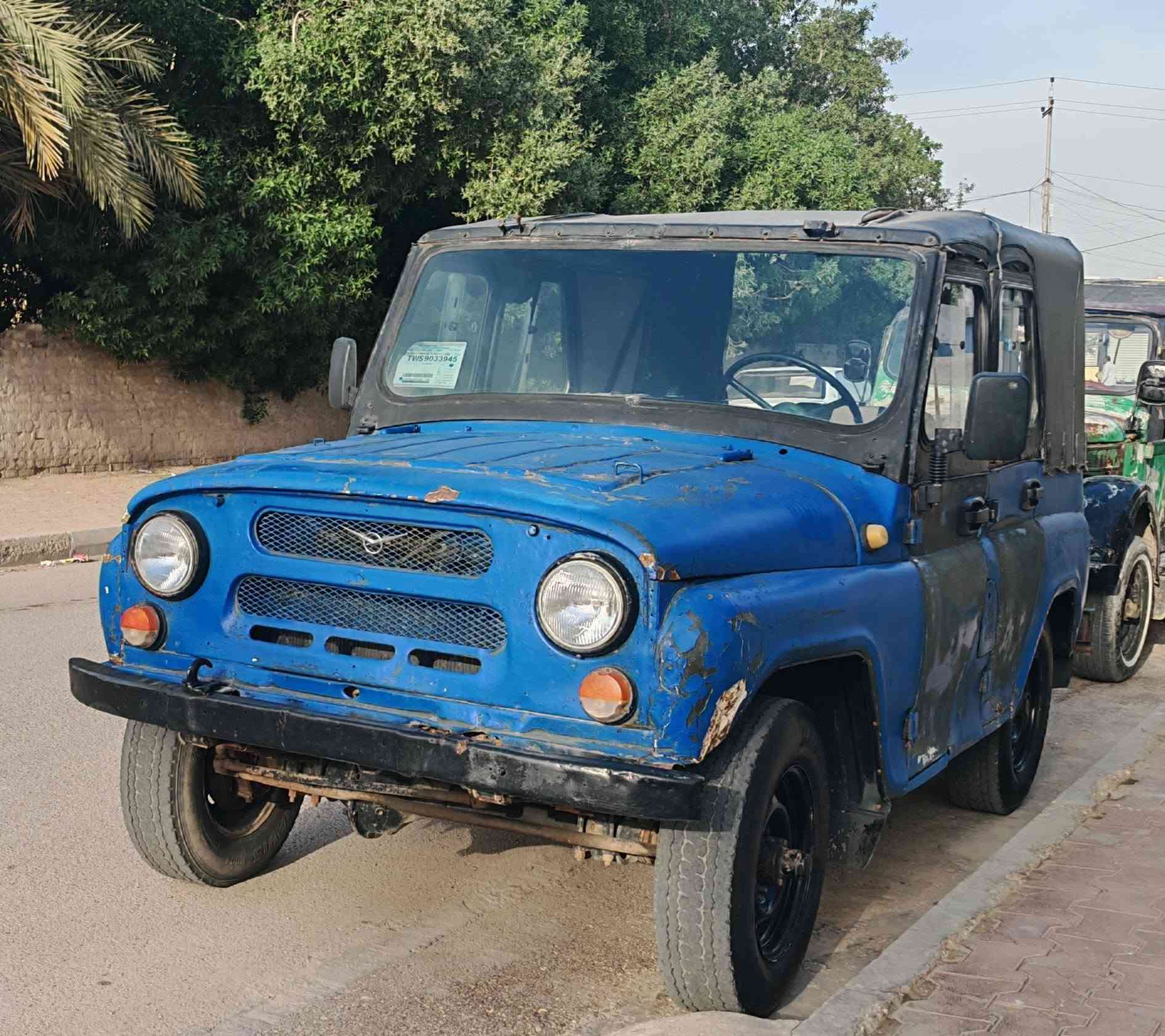 السلام عليكم السيارة للبيع فقط  
البدي موديل 88 حصيرتها بلادية مكفولة شاصيها دنگير  مكينة وكير مكفولات وتجي بالواقع تشوفها احلى من الصورة  الشراي يتصل  
رقم صاحب السيارة :***********
