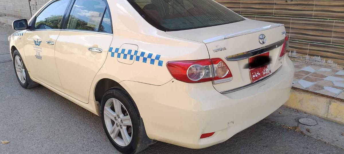 TOYOTAکرۆلا 2011
بیکاشۆ تەکسی مۆدێل 2011 بۆ فرۆشتن
زۆر جوانە شان و سەقف و سنوقی بۆیاخ نیە 
بەطانەیەکی گۆڕدراوە  سەیارەکە زۆر جوانە
سەنەوی بەسەر نەچوە
گێڕ و مەکینە و تەحویل و خرامە و شان و سەقفی بەشەرت
نرخی 97 گەڵا و مەعامەلەیەکی کەم
 ***********
***********
هەڵەبجەی شەهید
ئەدمین 🥰🥰 حلبجة, السليمانية
