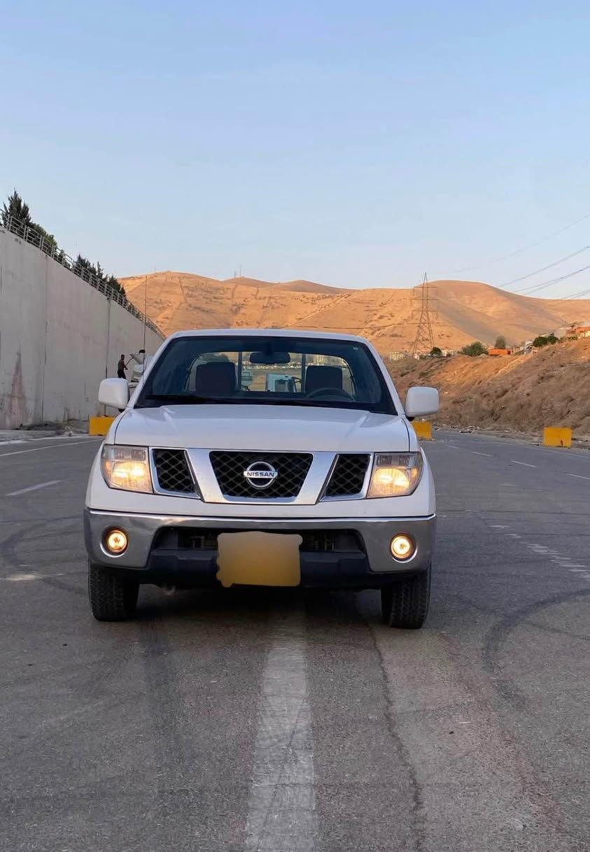 نیسان ناڤارە مۆدێل ٢٠٠٩سعودی بۆ فرۆشتن
٣١٥هەزار ڕۆشتووە قەباغ مەکینەی کراوەتەوە 
گێر ئۆتۆماتیک کامێرە شاشە ئایپاد و تەحدید سورعە 
سەنەوی و ژینگەو ڕەقەم و هەمووی تازەیە
مەکینە و گێر و ئەکسل بەشەرتت
سەیارەکە ماڵی خۆمە و هی مەعرەز نیە 
سەیارەکە تابڵێی جوانە ماڵی دۆستە 
تەنها ژێر بەگلایتەکانی دواوەی بۆیاغە 
ژمارەی خاوەن کاڵا/***********
شوێن/سلێمانی السليمانية, العراق
