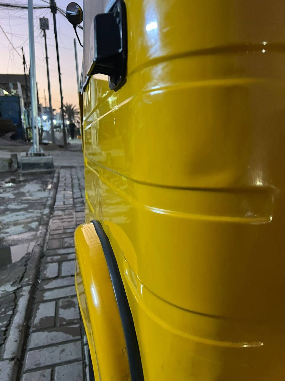 سلام عليكم شباب تكتك البيع موديل 19شهر 12 تكتك بلاديه معمره دوسه الوره رقم بغداد تحويل ثاني يوم مكاني مدينه الصدر ***********
