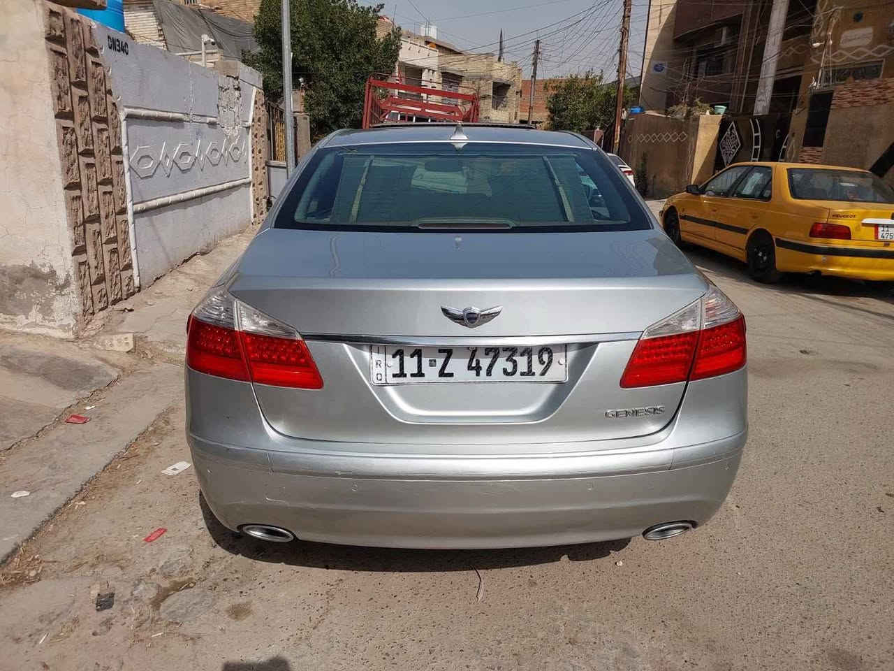 السلام عليكم،، هونداي جينسز وارد امريكي ليبل واحد موديل 2009 محرك ٦سلندر فول مواصفات اعلى فئة .٣قطع تبريد CDجنجر تحكمات ستيرن ماوس تحكم كشنات تدفئة وتبريد فتحه سقف..السيارة بيها جراد صبغته حزام ومصورها فيديو قبل الصبغ بدون حادث او تبديل..رقم بغداد دولي ..للبيع السعر 92 ..المكان بغداد الدورة *********** بغداد, العراق
