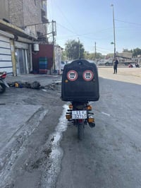 دراجه بوكسر كلاسك موديل 2024 ماشيه 31 مرقمه بس سنويتهه ضايعه مكمل معام...