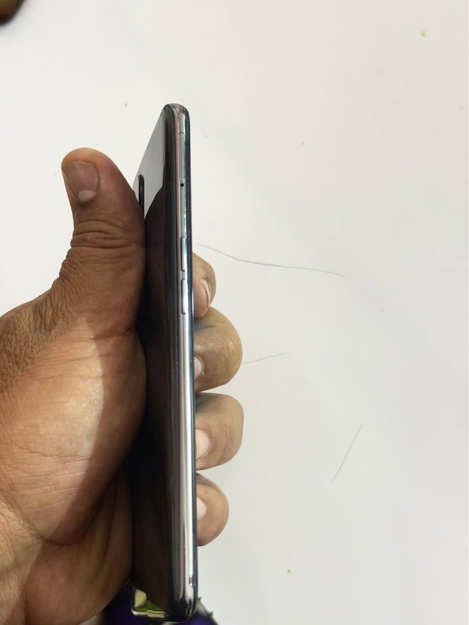 ريلمي Q3برومعالج قوي بالألعاب شرط الشغل بي ضمان أي شي بي يرجع السعر 80الف مكاني القرنه *********** الرمادي, الأنبار
