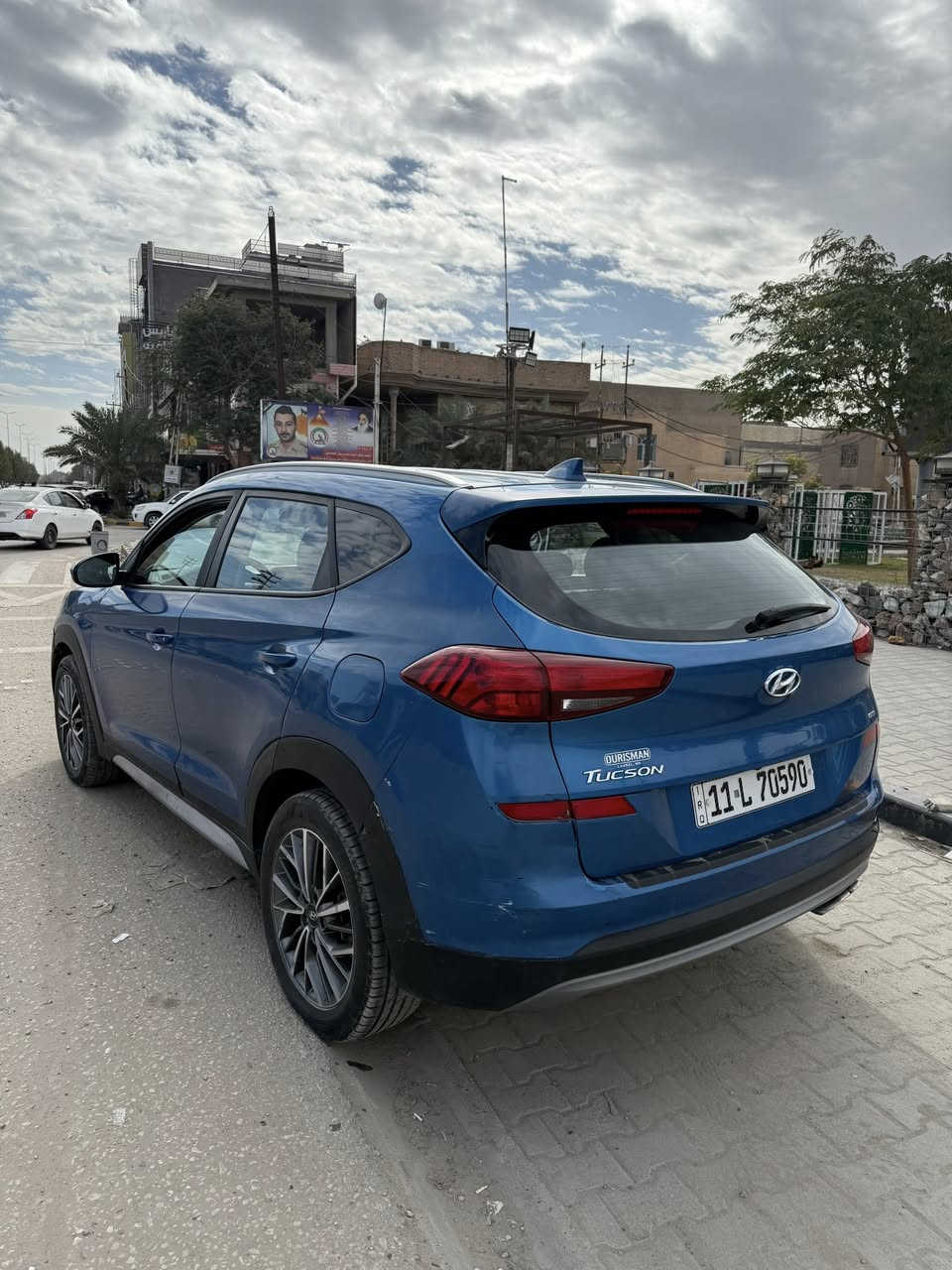 للبيع توكسان 2019
حادث جانبي بجم كبس بدون ايرباك
السيارة فول موصفات عدا البنوراما
ماشية 50 
كير مكينة تبريد كفالة
للاستفسار ***********
السعر 155 وبيه مجال
