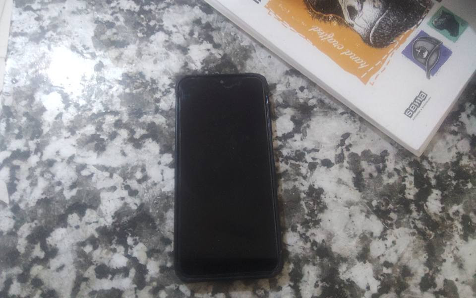 السلام عليكم عندي جهازA14 للبيع هوة شاشتة نضيفة وشغال ويشحن طبيعي مابي كل مشاكل بس الشاشة تطي اكثر من صورة تريد تاخذة تشوفلهة جارة تبدلهة ضلت يمك سعر الجهاز15الف مكاني نجف شارع المطار شارع الشفلات للتواصل خاص او واتساب*********** النجف, العراق
