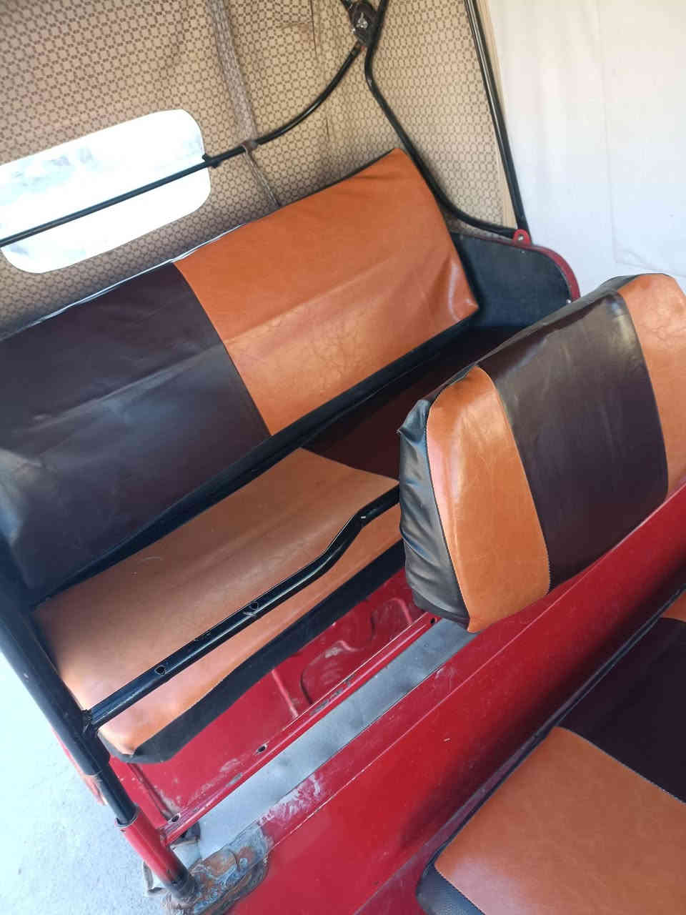 سلام عليكم تكتك للبيع 2016شهر ال3ارواق ممرقمه التكتك نضيفه مكينه عشرين شغل وطلع المكان بغداد الحسينينه مال راشديه السعر 2850بيه مجال لاتصال ***********
