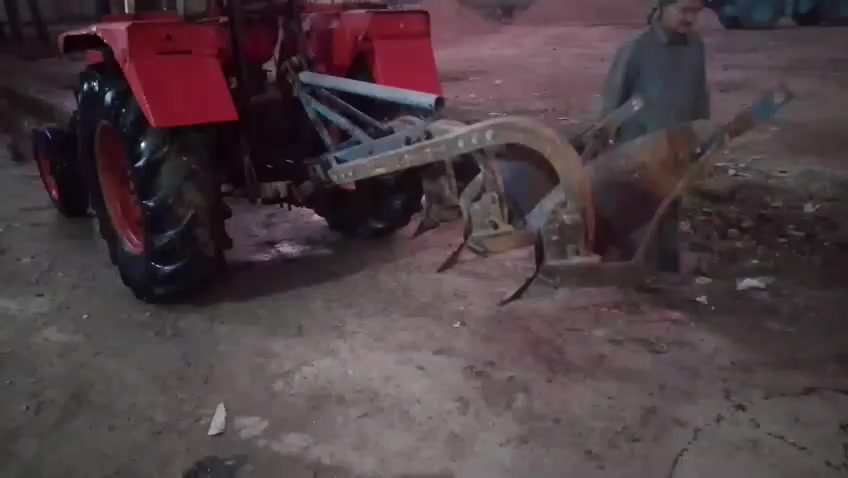 عنتر71 للبيع  موديل 87 مكفوله من كلشي كير ومحرك وكافه من دعاميه لدعاميه مكفوله كفاله عامه وياهه معدات فدان تسكام الخميسيه ومعدلان تسكام مترين ونص وقماره اضافيه وبنيدين تاير الوره سبير كامل المكينه رقم المثنى وصاحبه موجود بلسماوه السعر 6ونص مليون وبيه مجال بسيط حق جيه العنوان بابل قضاء القاسم  رقم الهاتف ***********
