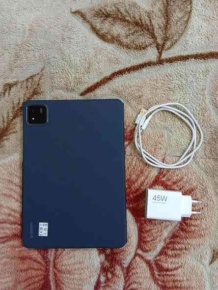 شاومي باد 7 الايباد مستخدمه دراسه فقط نظافة ١٠٠٪؜

ذاكره256  عشوائيه 12

ببجي يشغل 90 فريم

ملحقاته شاحن الاصلي وكارتون مالته موجود وسماعات الاصليه مالت شركة شاومي 

السعر 450 وللشراي بي مجال بسيط

*********** Singapore
