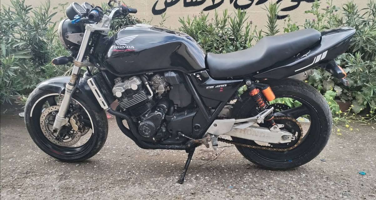 CB400
محرك كبس مامفتوح موديل 2000
كهربايى كوله شغال اى عيب مابى
للبيع سعره سعره 10 أوراق
مكانى كركوك
***********
