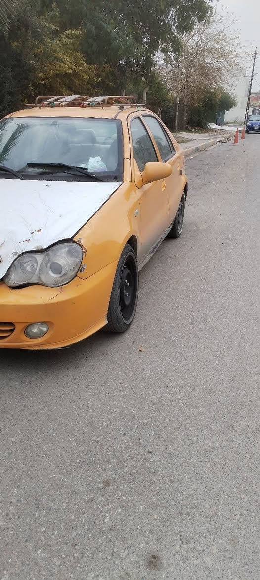 سلام وعليكم من رخصت مدير الكروب المحترم
سي كي 2013 للبيع عليها هيئه 450 عل مشتري وغراماتها صفر كير مابيشي شرط  المكينه بيها بدايت بخار طخم نص عمر تواير نص عمر وبيها طخه بين البابين النفر ولوره السياره ينراد لها ترتيب ومال رزق وشرط التحويل السعر (25) وبيها مجال  وشرعي بل موصل  مكان السيارة موصل ولستفسار أكثر لتصال بلرقام
***********
***********
