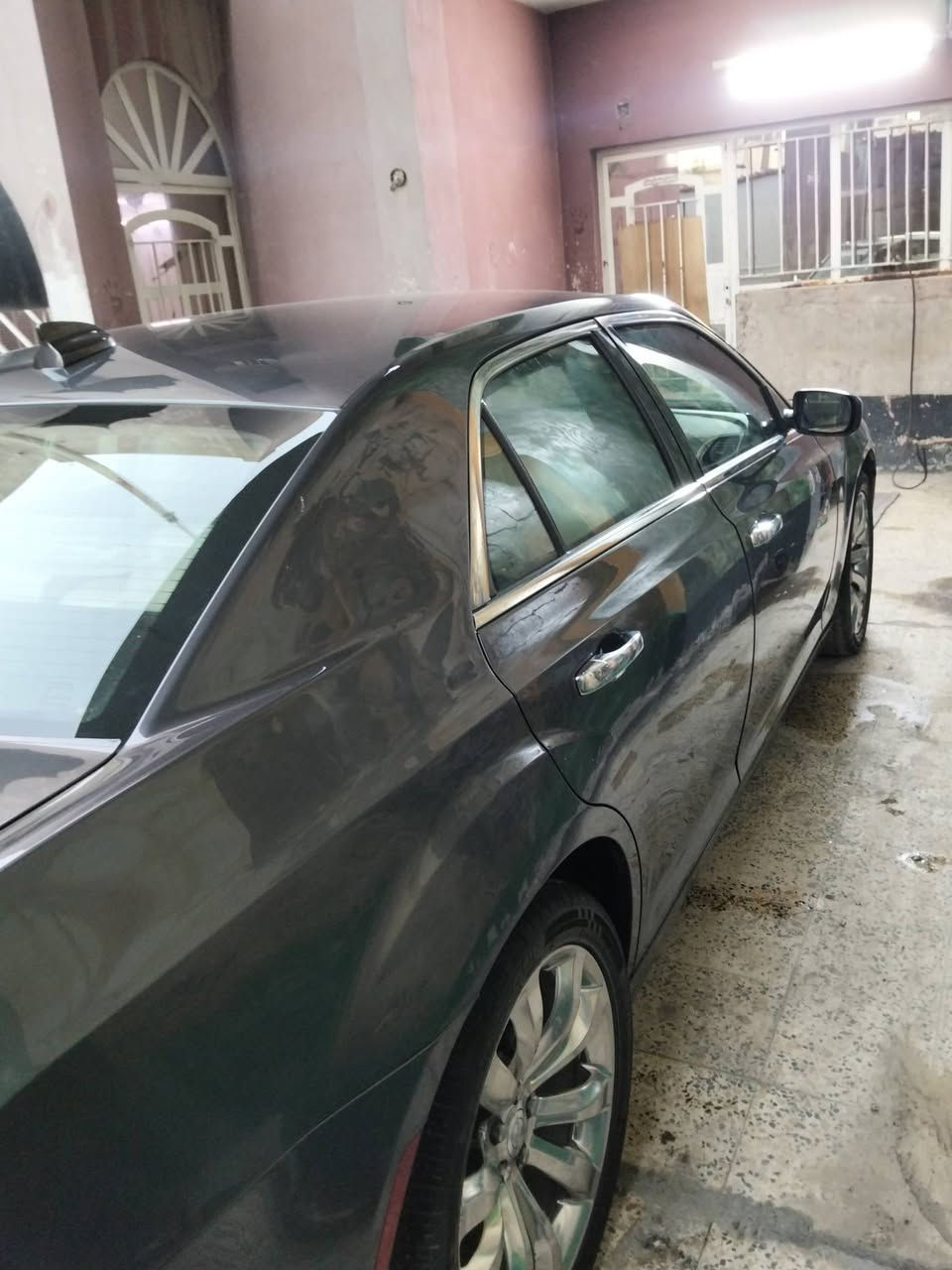 السلام عليكم اوباما موديل 18c لمتد اصل رقم بغداد تو ويل السيارة داخلة كلين بس دعامية وبالعراق صار بيهة صبغ جاملغ ماشية 96 داخل كريمي بلادي رقم الهاتف *********** المكان بغداد حي جميلة صور الحادث مرفوقة السعر 195 وبيها مجال
