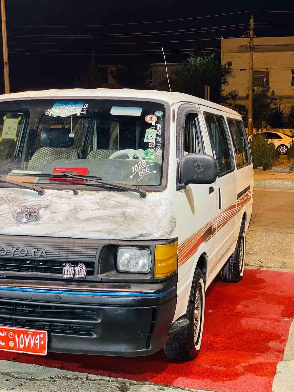 تیوتا پاس  2000
 ئاڕمی پلاستیکی سلێمانی
ئاڕمو ئەوەلیات غەرامە بەشەرت 
 گێڕو مەکینەو عەکسلی بەشەرت  
تەقەو ڕەقەی بەشەرت پێشو دوای تازە داگیراوە 
سەیارەکە بێ دەعمو لێدراوە   دوو پەڵەی بجوک کارتی هەیە
چوارتایەو ویلی تازەیەی لەژیرایە   
سەیارەکە تابڵی پاکو  خاوینە 
43 گڵا و  معامەلە 
***********  فایبەر واساپ لەسەرە 
شوێن : هەڵبجەی تازە السليمانية, العراق
