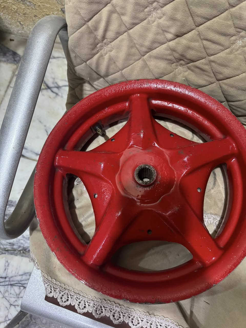 للبيع وياله سكنس جبلي نضيفات كلش ومكفولات من الطسه والعواج والتنفيس بلاديات مامصبوغات شرط .مكاني بابل مركز المدينه هذا رقمي *********** . السعر ٦٥ 🩵🔥
