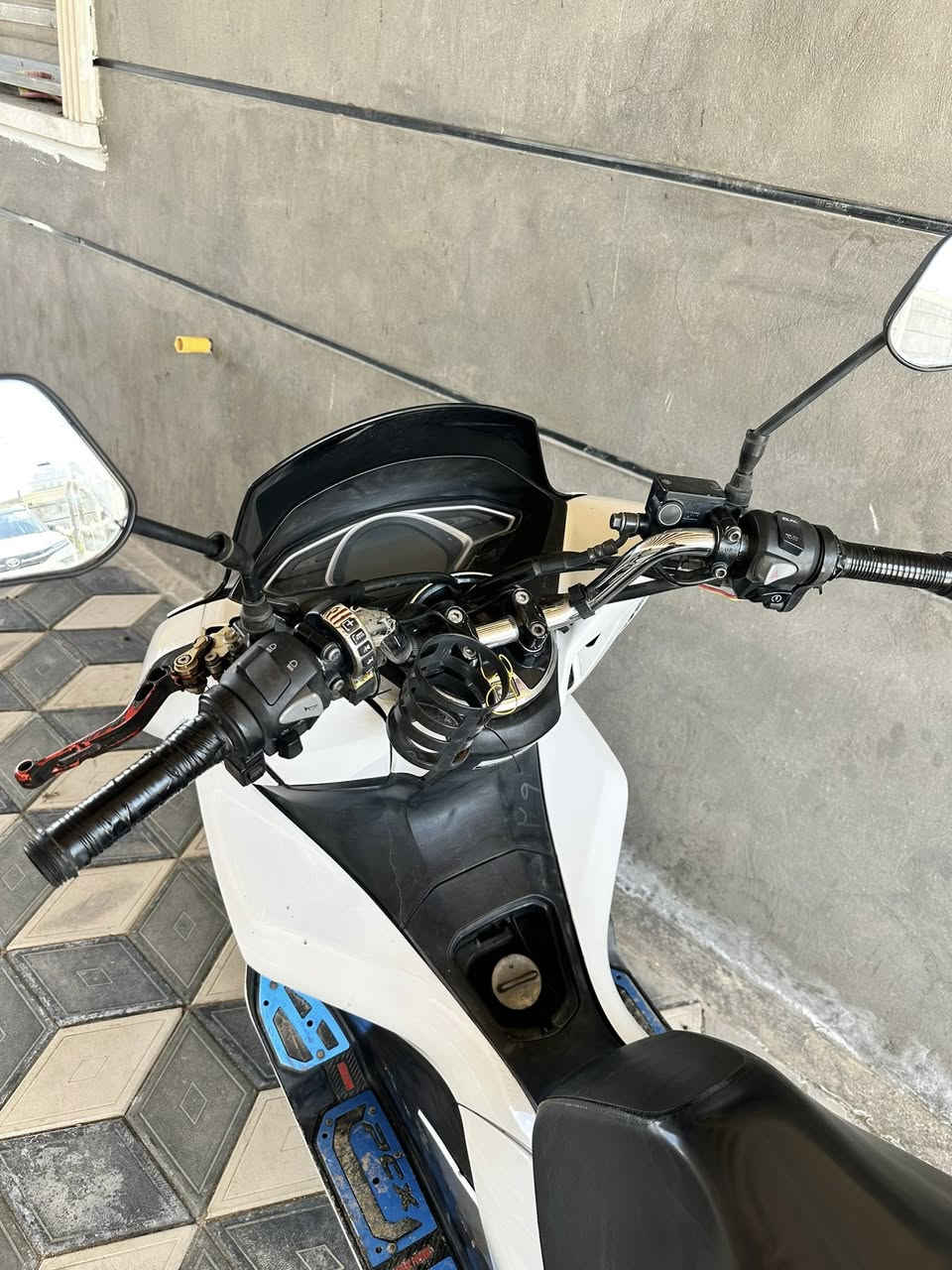 دراجه PCX ياباني جيل ثالث مديل 2018 مثل ما موضحه بل صور مكان بغداد راشديه سعر  16 لاستفسار خاص


**إذا كنت صاحب هذا الإعلان وتريد حذفه لأي سبب، رجاءا أرسل رسالة إلى الدعم الفني**