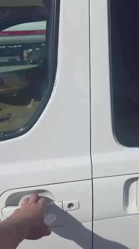 السلام عليكم
ستاركس 2014 رقم بكربلاء دولي مابيه بس بارد شبر مكفوله من كلشي شرط كير ومحرك واكسل ب185$
 اي استفسار ***********
