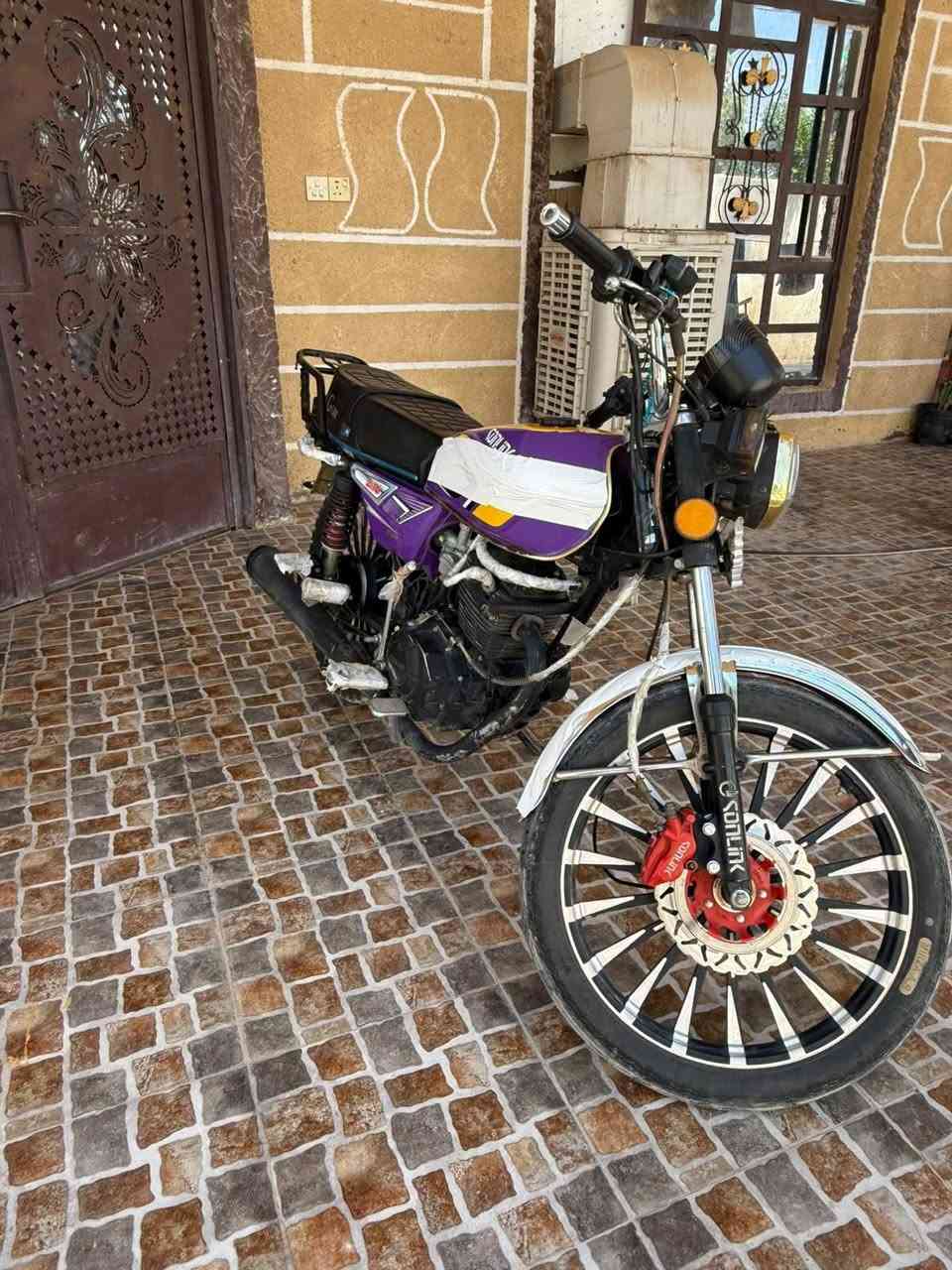 سلام عليكم سيفان موديل 25درجة خير من الله سعر 600 وابيع مجال تصال على رقم *********** مكان ديالى
