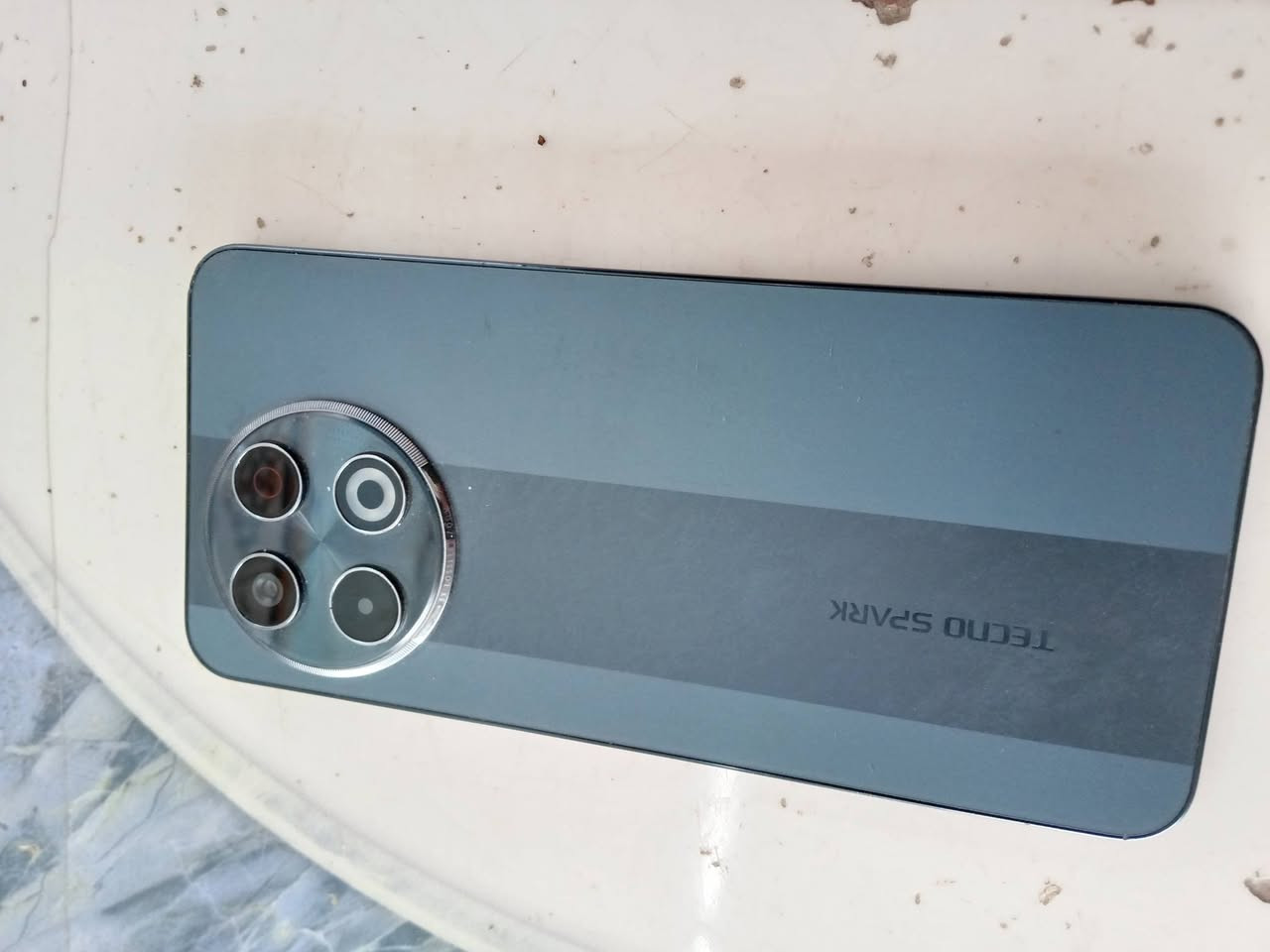 تيكنو سبارك 40برو للبيع نضف باقي التفاصيل خاص او التعال ع الرقم ***********
